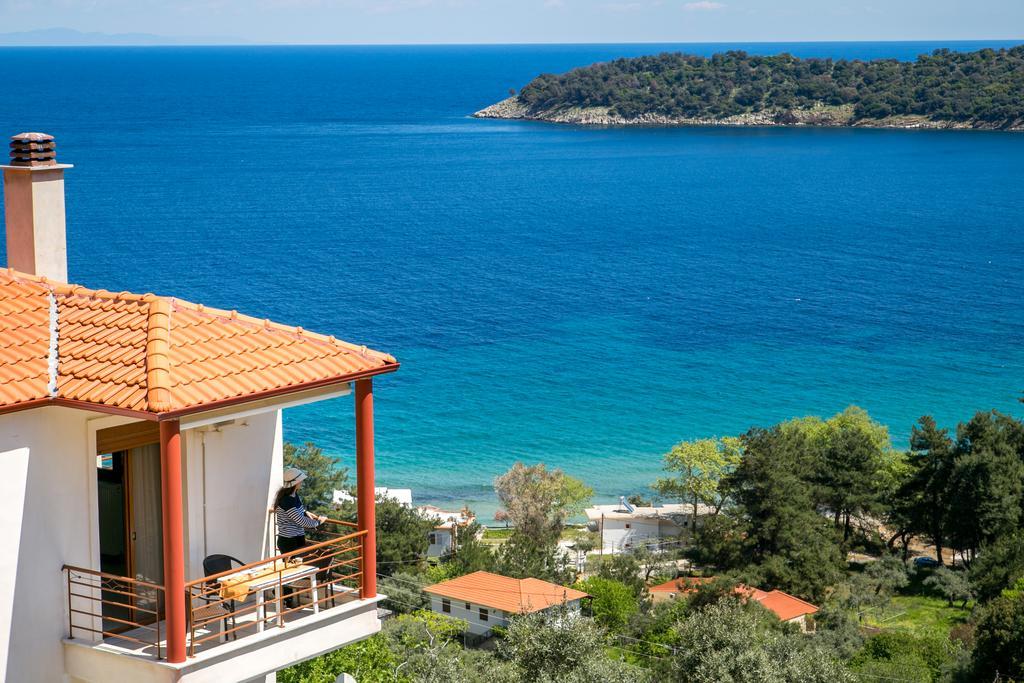 Aphrodite Villas Koinira Exterior foto